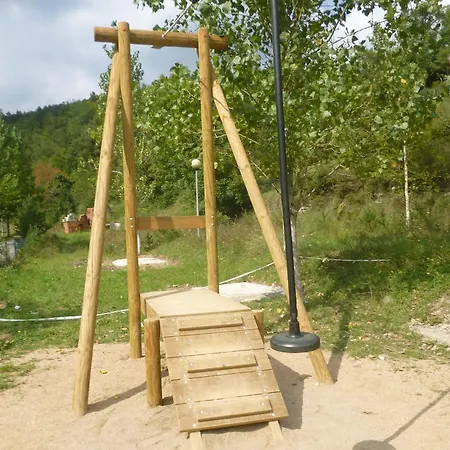 مكان تخييم Pirinenc 2*