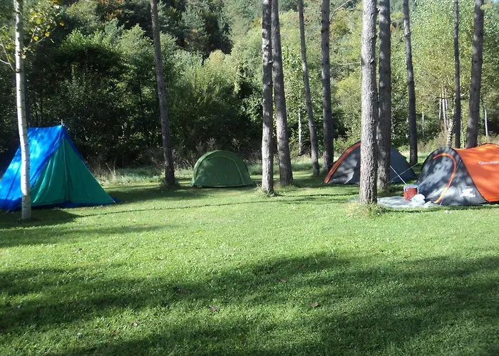 Pirinenc Campeggio Campdevánol
