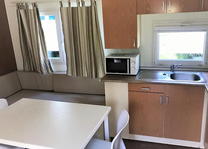 אתר קמפינג Pirinenc Campdevánol